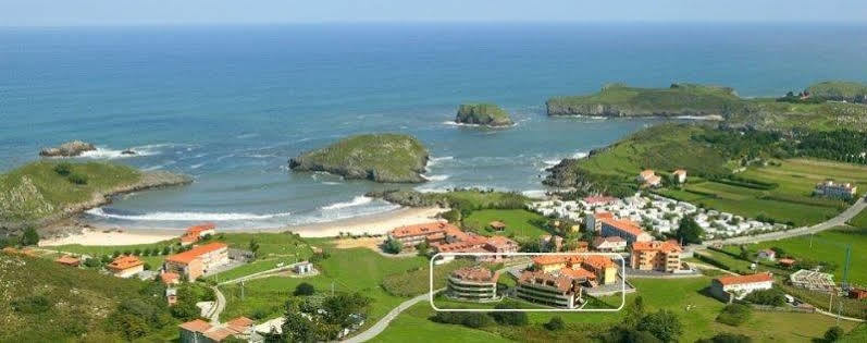 Apartamentos Albatros Llanes Eksteriør billede